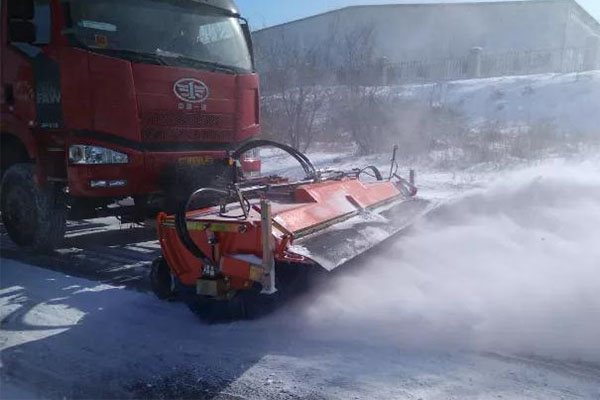 独家| 什么？除雪专用车竟然有四种除雪方式