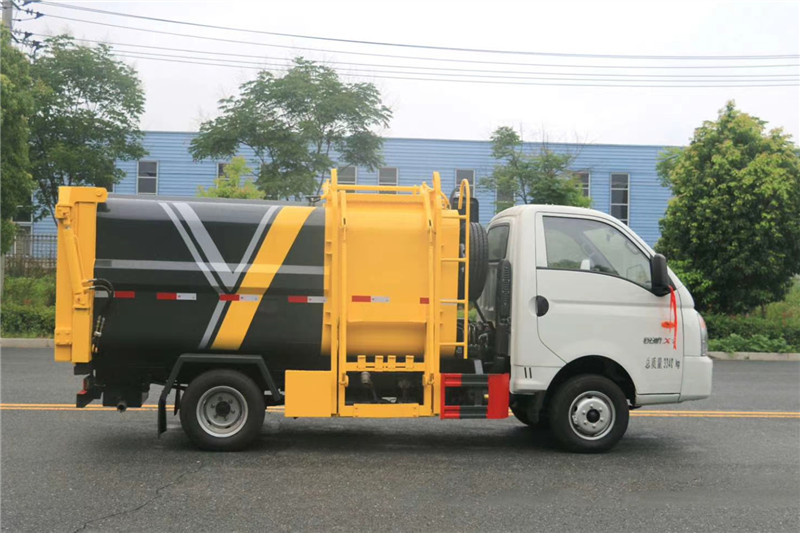国六凯马3.5方侧装压缩垃圾车{i}