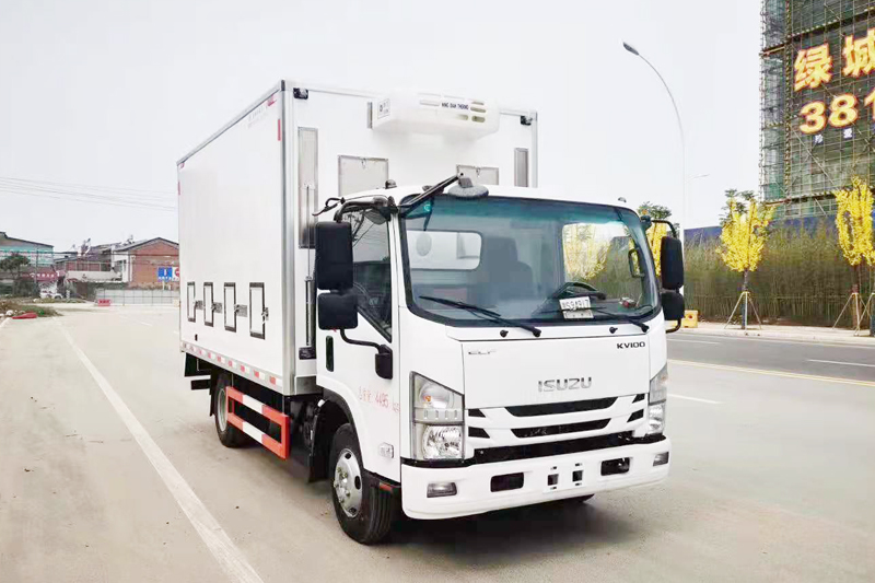 五十铃4.2米雏禽运输车（鸡苗运输车）